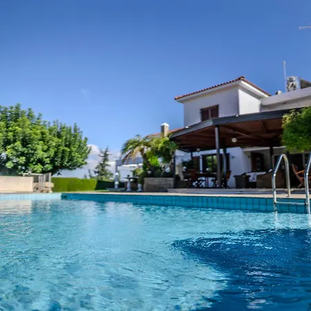 Mountain/sea View 6 Bedroom In Chirokitia Willa