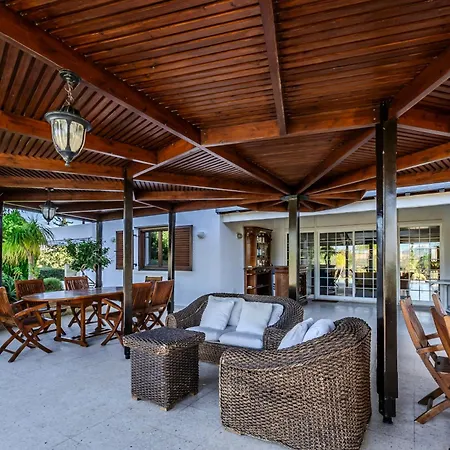 Villa Mountain/sea View 6 Bedroom In Chirokitia *