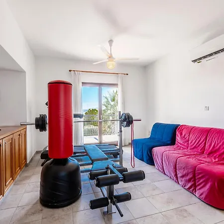 Villa Mountain/sea View 6 Bedroom In Chirokitia Larnaca