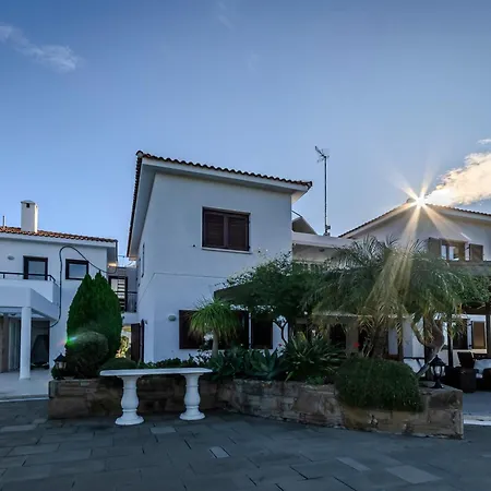 Mountain/sea View 6 Bedroom In Chirokitia Villa