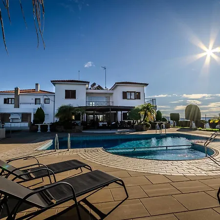 Villa Mountain/sea View 6 Bedroom In Chirokitia *