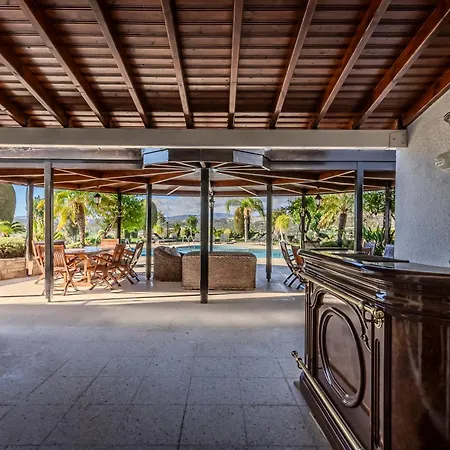 Villa Mountain/sea View 6 Bedroom In Chirokitia