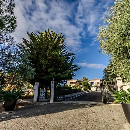 Mountain/sea View 6 Bedroom In Chirokitia Villa Lárnaka